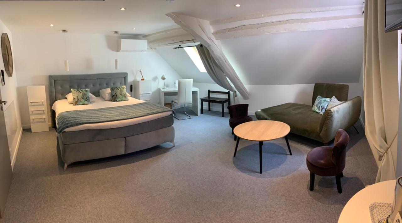 Deluxe Junior Suite,769424596:JPEG